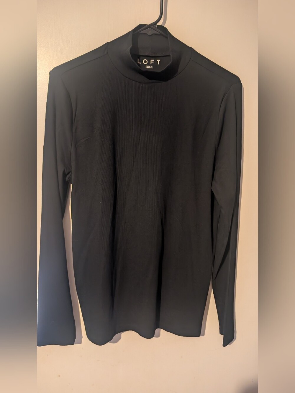 LOFT Women’s Black Long-Sleeve Mock Neck